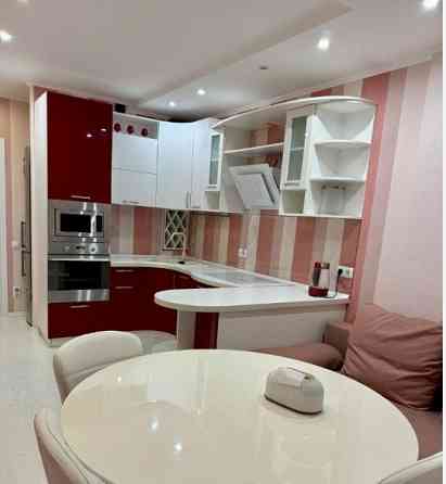 сдаётся квартира в Ворошиловском районе, недалеко от брущатки Донецк