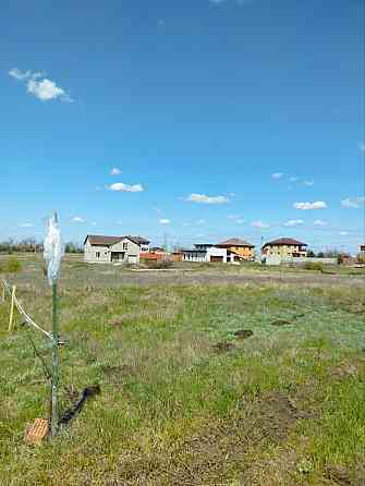 Продаётся земельный участок в жк Фрегат. Находится на выезде из города в направлении Мелекино. Мариуполь