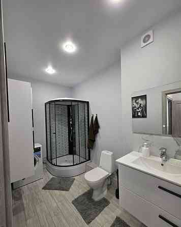 Сдается шикарная однокомнатная квартира с новым евро ремонтом в Калининском районе Донецка по адресу Донецк