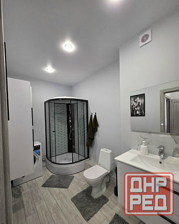 Сдается шикарная однокомнатная квартира с новым евро ремонтом в Калининском районе Донецка по адресу Донецк - изображение 2