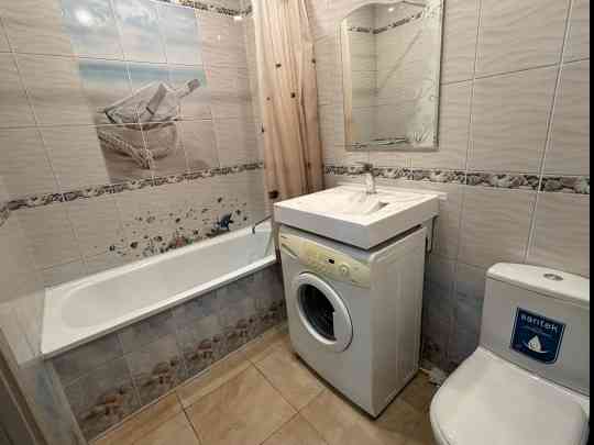 Сдается 1-ком. квартира-студия , Дружба Калининский р-н. Донецк