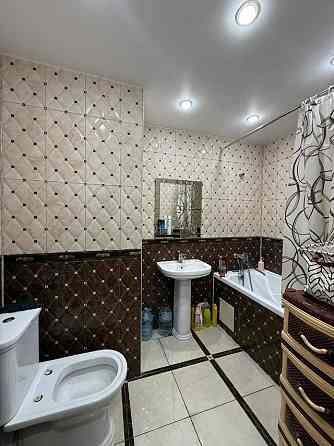 Сдаю 2-х комнатную квартиру 51м²,ор-р парк Кованных фигур Донецк