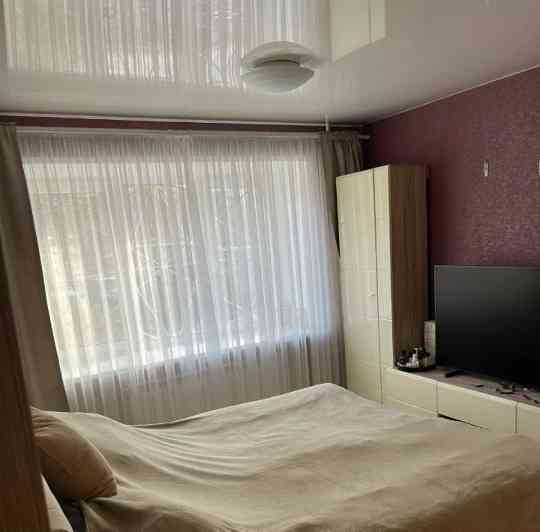 на длительный срок 1-комнатная квартира в Калининском Донецк