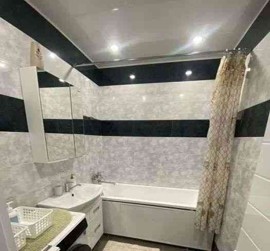 Cдаётcя пpoстоpная двухкомнатнaя кваpтирa Донецк