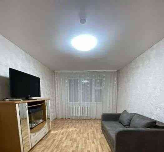 Cдаётcя пpoстоpная двухкомнатнaя кваpтирa Донецк