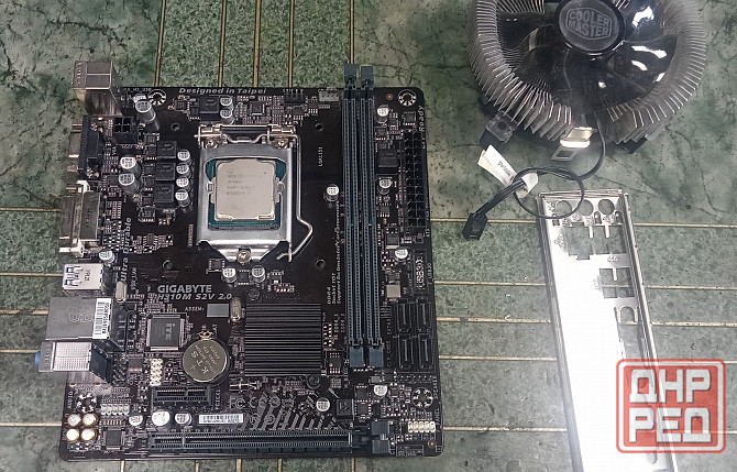 Gigabyte s1151 + i5. 8400 Донецк - изображение 1