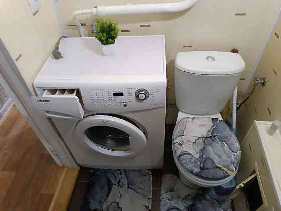 Сдам 1к квартиру, 5/5 .есть стиральная машина ,чайник , кухонный гарнитур Донецк