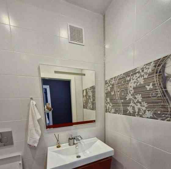 Сдается двухкомнатная квартира в Петровском районе Донецка Донецк