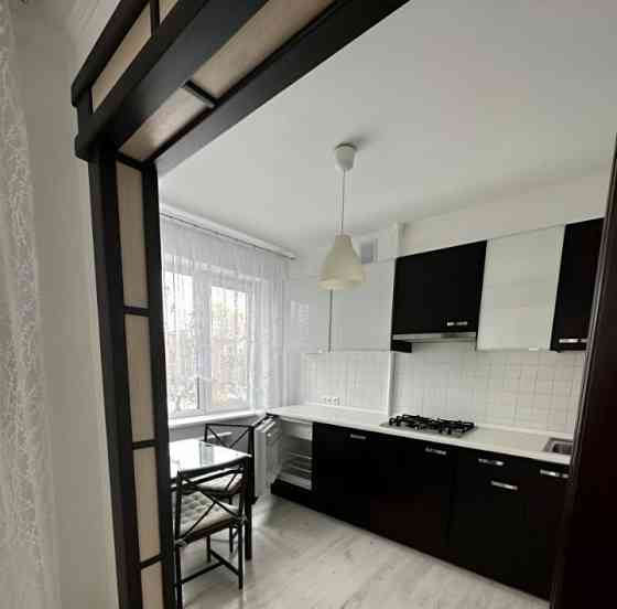 Сдам двухкомнатную квартиру Донецк