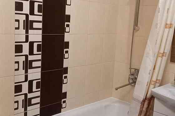 Сдам 4-комнатную квартиру Донецк