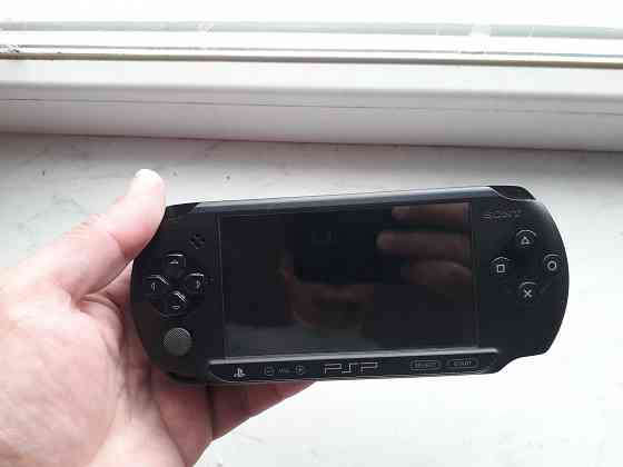 оригинальная Sony PSP e-1008+карта 32Gb+зарядка+чехол Донецк