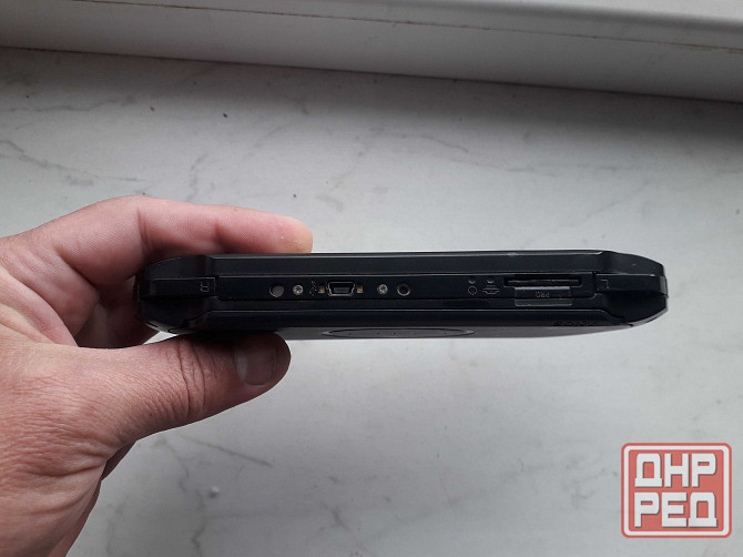 оригинальная Sony PSP e-1008+карта 32Gb+зарядка+чехол Донецк - изображение 4