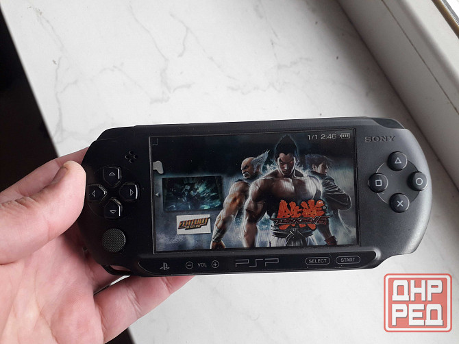 оригинальная Sony PSP e-1008+карта 32Gb+зарядка+чехол Донецк - изображение 1