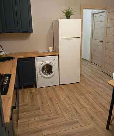 Сдаю однокомнатную квартиру 43.0 м² этаж 1/5 город Донецк, Калининский район, проспект Ильича Донецк