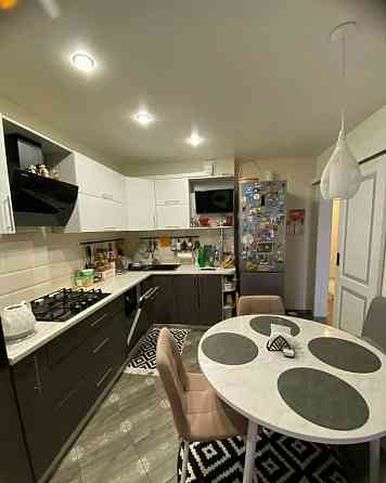 Длительная аренда сдаётся 2х ком квартира, Ленинский район, 5 этаж, ориентир Боссе Донецк