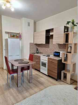 Сдается шикарная однушка-студия в Ворошиловском районе Донецка Донецк