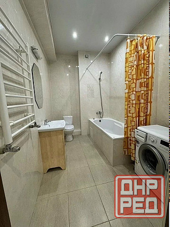 Сдается 2-х комнатная квартира 70 м2 Ленинский р-не, мкрн Голубой Донецк - изображение 1