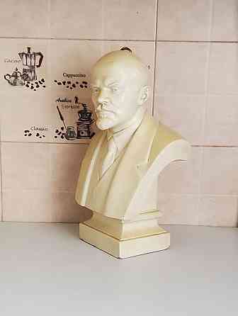бюст ленина ( гипс ) Донецк