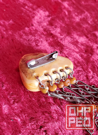 продам янтарную брошь ссср ( тигровый янтарь ) . Донецк - изображение 5