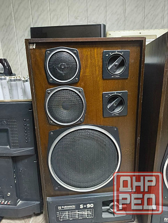 Продам легендарные колонки Радиотехника S-90 (35АС-012) в хорошем состоянии Донецк - изображение 1