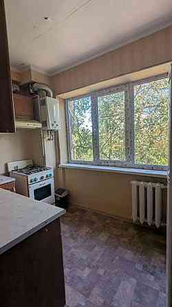 Продается 2-хкомнатная квартира в Куйбышевском р-не! По ул. Лузина, мкр-н Октябрьский! Донецк