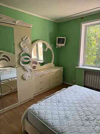 Продам 3км.кв Сталинка Площадь Левый Берег Мариуполь
