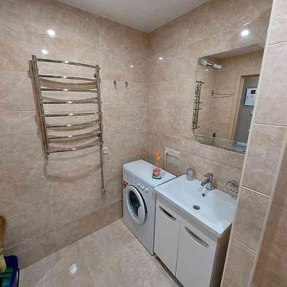 Сдаю 2к. кв в Ворошиловском районе, Университетская улица, 30 Донецк