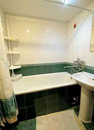 Сдаю однокомнатную квартиру 40.0 м² этаж 3/5 город Донецк, Ленинский район Донецк