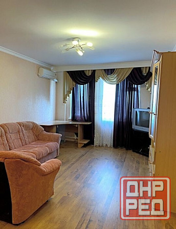 Сдаю однокомнатную квартиру 40.0 м² этаж 3/5 город Донецк, Ленинский район Донецк - изображение 1