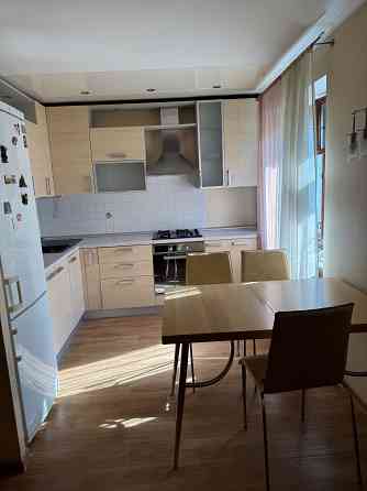 Продам 4к кв пл. Ленина/ челюскинцев Донецк