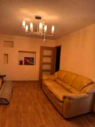 Продам 4к кв пл. Ленина/ челюскинцев Донецк