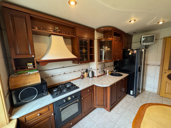 Продажа 3х Комнатной Квартиры с Ремонтом в Куйбышевском Районе (Топаз) Донецк