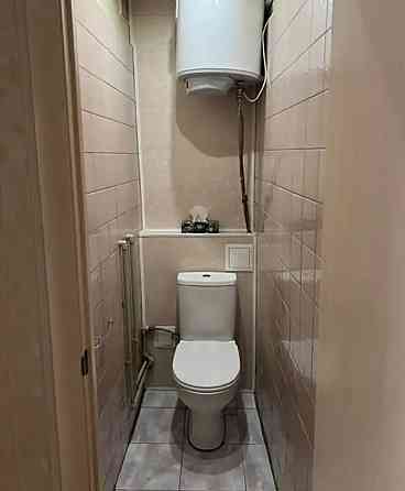 Элегантная двухкомнатная квартира с уютной гостиной, просторной спальней и светлой Донецк