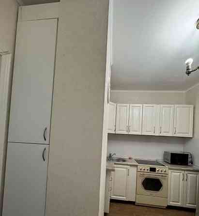 Сдам однокомнатную квартиру в Ворошиловском районе, 39 кв. м, восьмой этаж Донецк