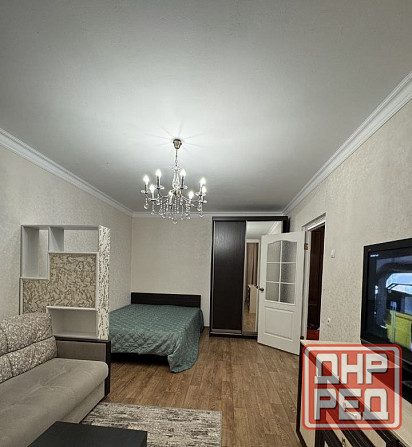 Сдам однокомнатную квартиру в Ворошиловском районе, 39 кв. м, восьмой этаж Донецк - изображение 1