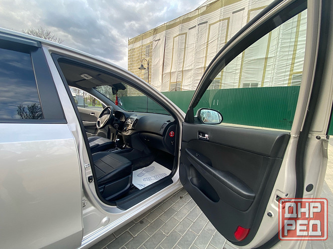 Продаю Hyundai i30 2008г , 1,6 классический автомат Донецк - изображение 7
