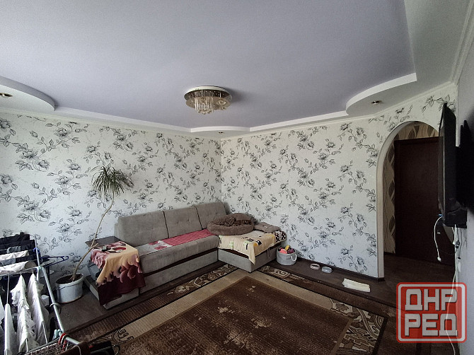 Продам 3-х комнатную квартиру Зугрэс - изображение 1