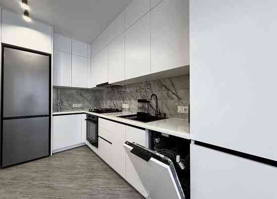 Сдам Мариуполь, пр-т Металлургов 2-х ком кв Собственник Мариуполь