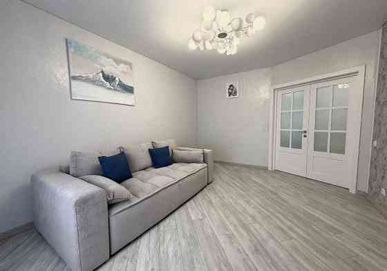 Сдам Мариуполь, пр-т Металлургов 2-х ком кв Собственник Мариуполь