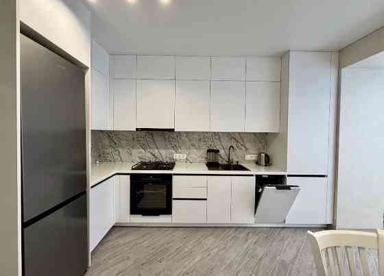 Сдам Мариуполь, пр-т Металлургов 2-х ком кв Собственник Мариуполь