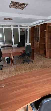 Аренда отдельно стоящего офисного здания 340 м² - Ленинский р-н. Автономное отопление. Парковка Донецк