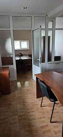 Аренда отдельно стоящего офисного здания 340 м² - Ленинский р-н. Автономное отопление. Парковка Донецк