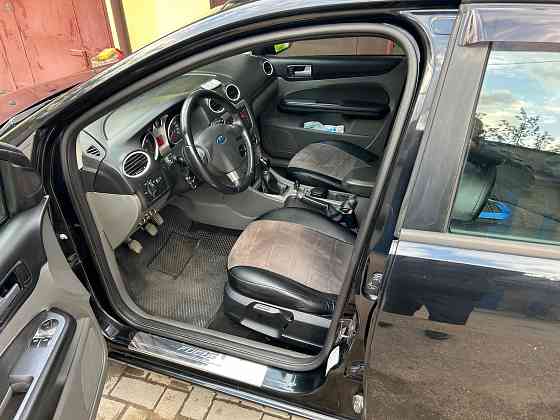 Продам Форд фокус седан 2010 г. Донецк