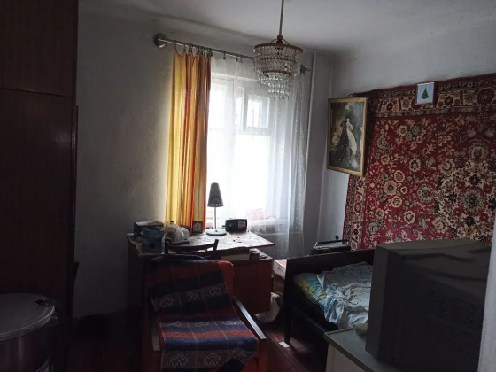 Продам 3-комнатную квартиру в центре г. Шахтерск Шахтерск