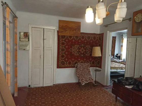 Продам 3-комнатную квартиру в центре г. Шахтерск Шахтерск