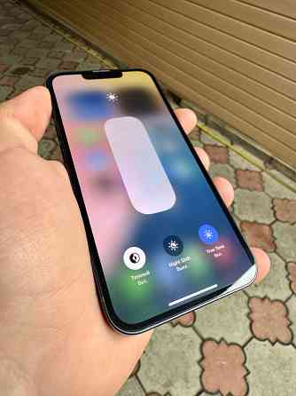 iPhone 13 в идеальном состоянии не вскрывался Донецк