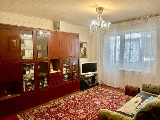 Продам 2 х комнатную квартиру на Цветочном Донецк