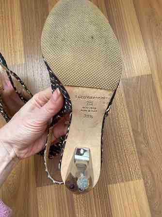 Босоножки Италия, натуральная кожа Донецк