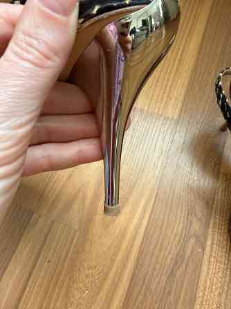 Босоножки Италия, натуральная кожа Донецк