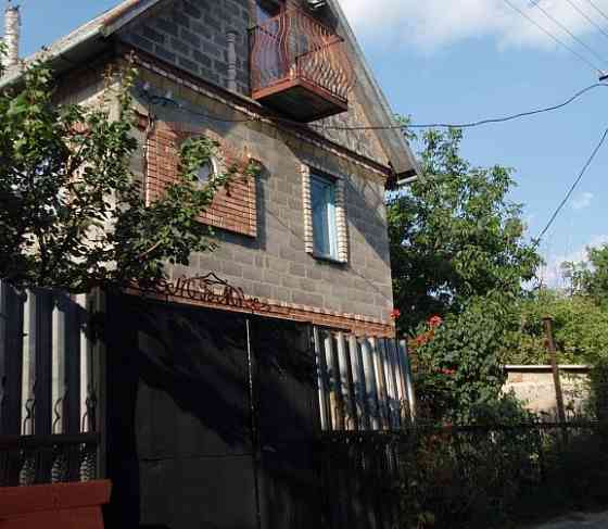 продам дом в Ленинском р-не Донецк